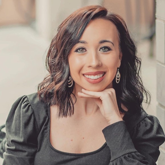 Meet your Posher, Taylor - Picture 1 of 1